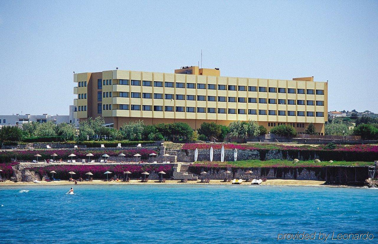 Babaylon Hotel Çeşme Exterior foto