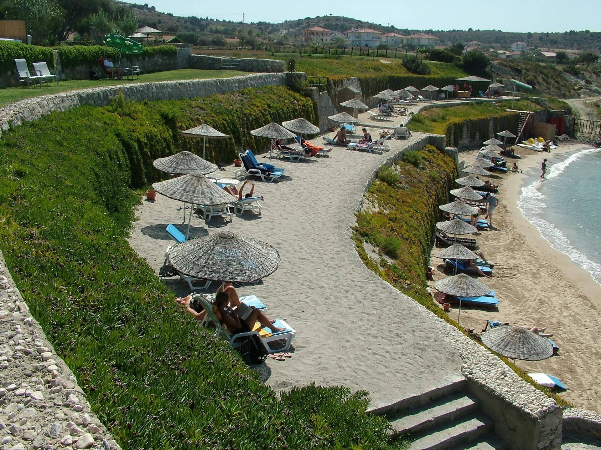 Babaylon Hotel Çeşme Exterior foto